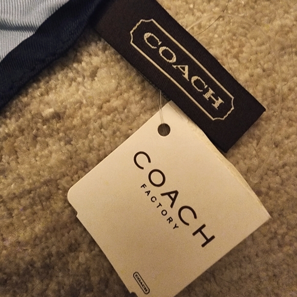 Authentic Coach 100% Silk Scarf/Kerchief - NWT - Picture 7 of 9